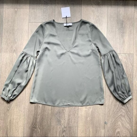 Revolve L'Academie Maya Blouse Olive Green V-Neck Long Sleeve Size XS - Picture 6 of 14